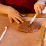 Domenica 8, 22, 29 marzo: laboratori e letture animate a Casina di Raffaello